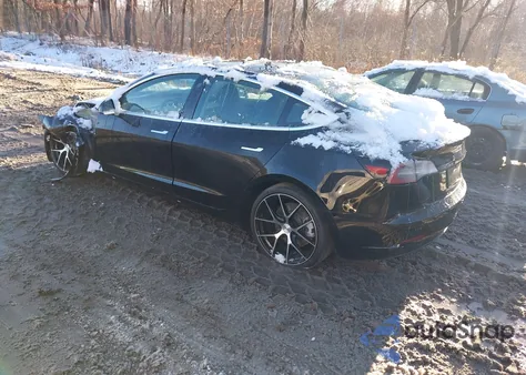 2020 Tesla Model 3 Standard Range Plus Rear-Wheel Drive/Standard Range Rear-Wheel Drive from USA, damaged, VIN 5YJ3E1EA5LF743362